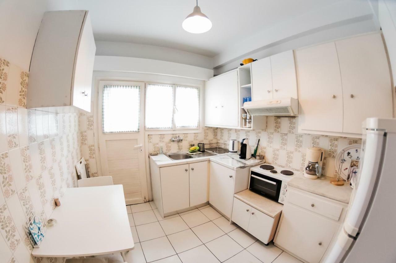 Flisvos Seafront-Marina Apartment Афіни Екстер'єр фото